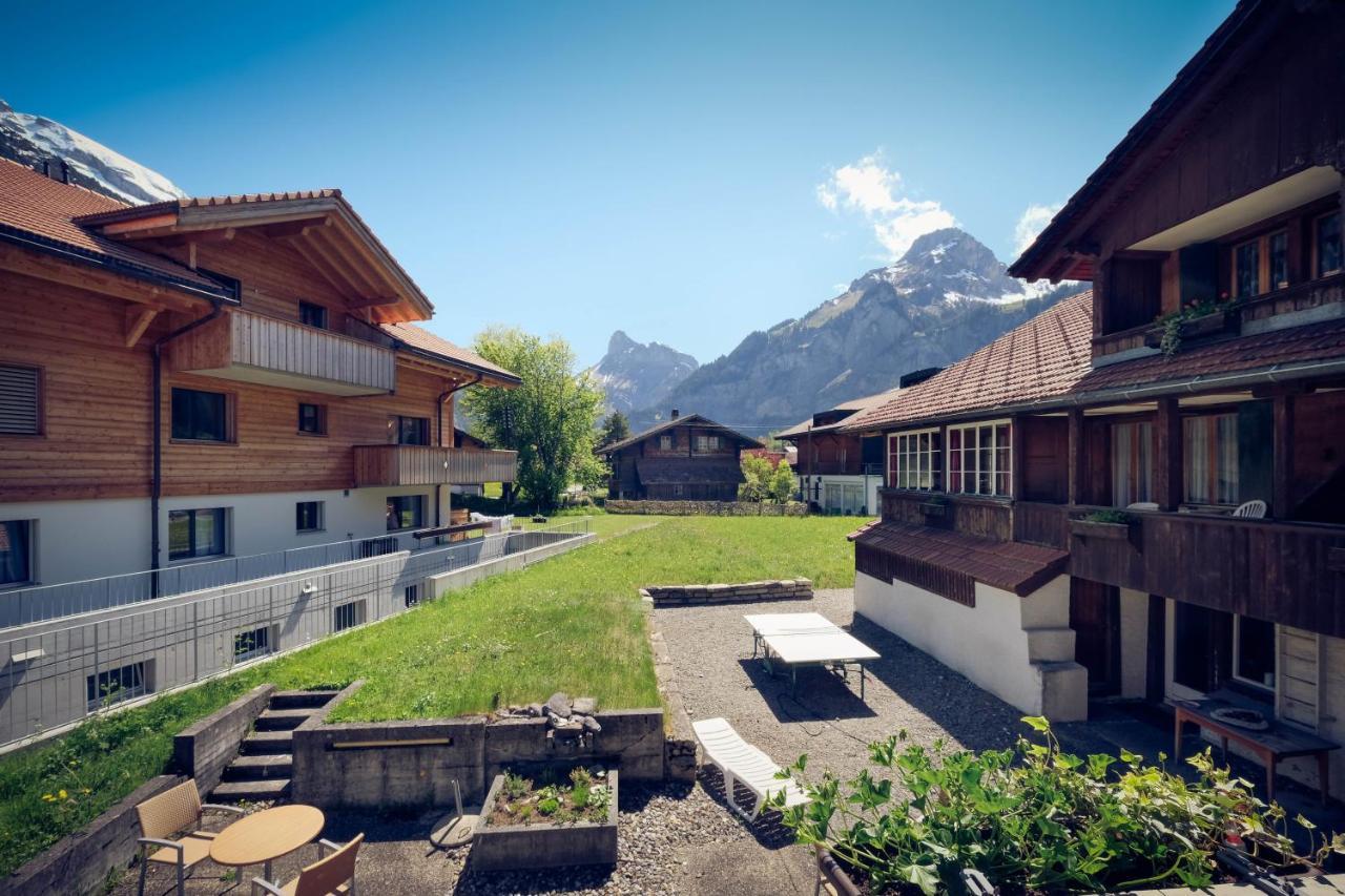 Hotel Alpina Kandersteg Exterior photo