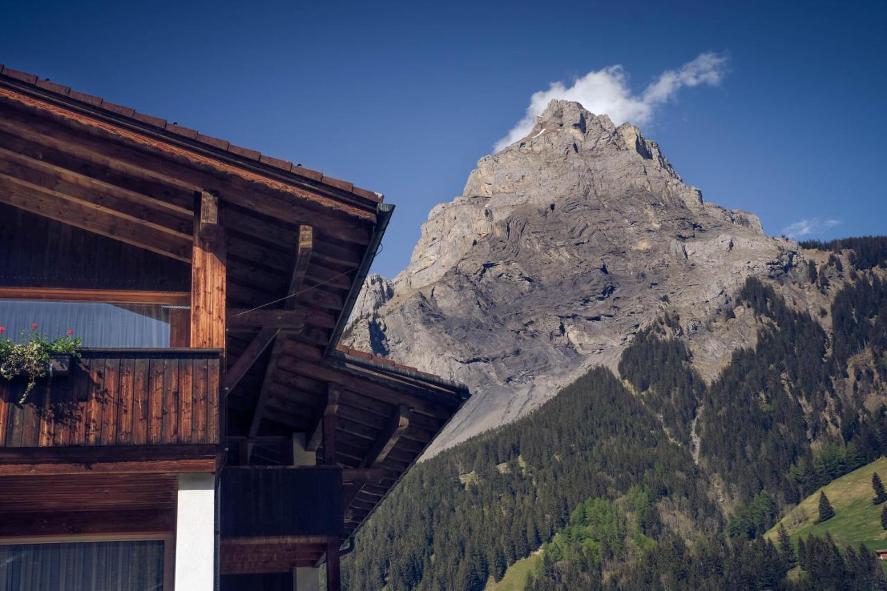 Hotel Alpina Kandersteg Exterior photo